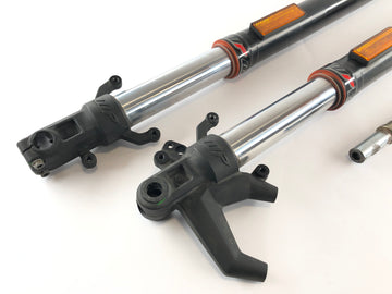 Husqvarna Vitpilen 401 [2021] - Fork Telegabel com eixo - 0