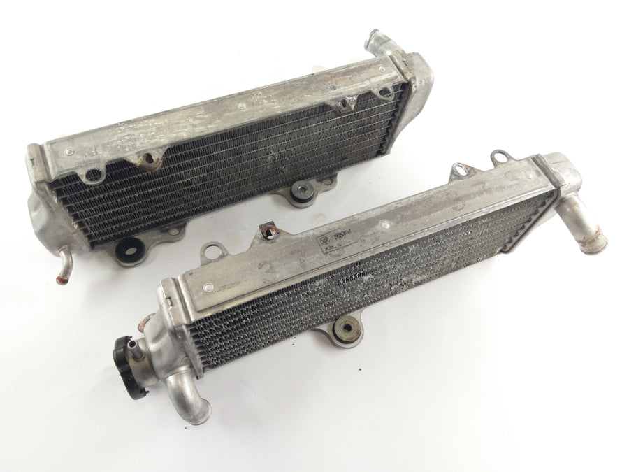 Husqvarna te 570 H6 [2002] - Casal mais frio da água esquerda e direita