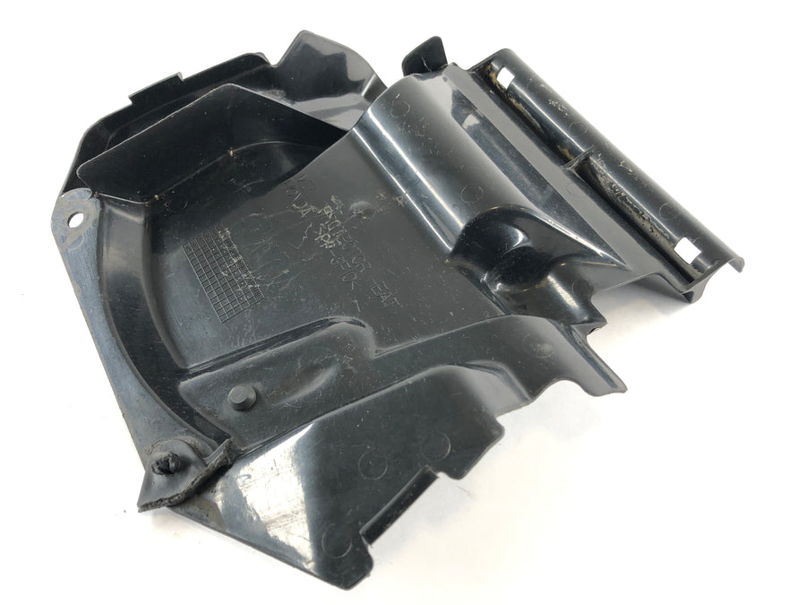 Honda CBR 1000 RR SC57 [2006] - Carenagem interna do quadro traseiro com proteção térmica