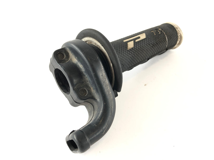 Husqvarna TE 510 [2008] - Encaixes do guidão na alça do gás direito