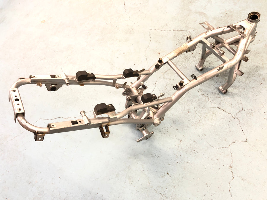 Moto Guzzi Stelvio 1200 8V [2011] - quadro com artigos - sem acidente