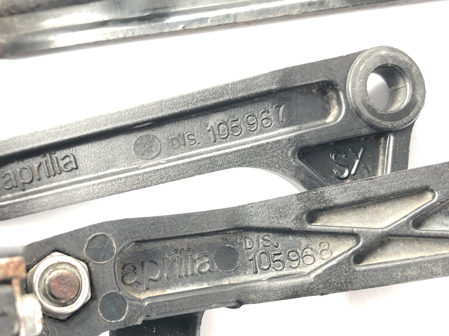 Aprilia RSV 1000 RR Factory [2009] - Cooler de suporte