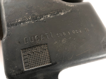 Ducati 888 Strada [1993] - Ventilação da moradia do motor de contêiner de expansão - 0