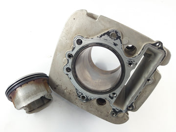 Yamaha TT 600 RE DJ01 [2006] - Cilindro com pistões