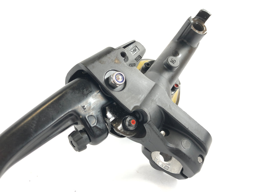BMW K 1300 R [2010] - Bomba de freio na bomba de freio de mão dianteira